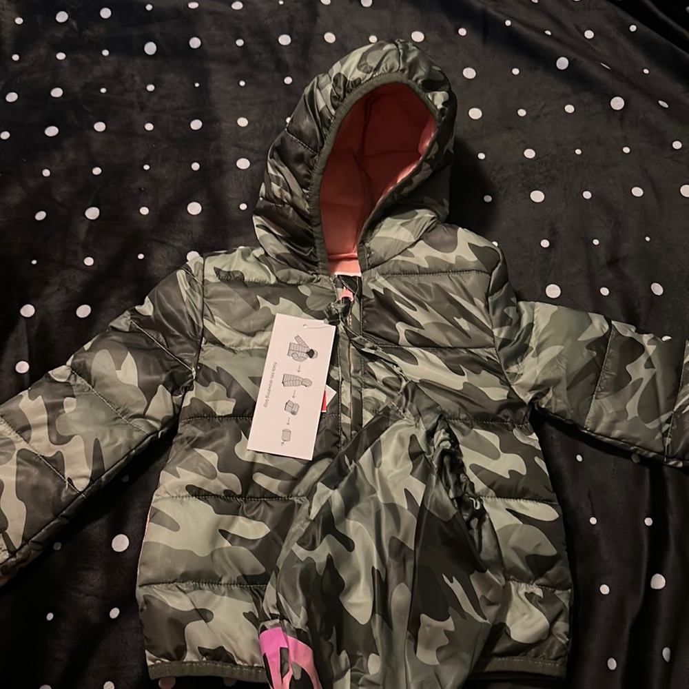 EPIC THREADS CAMO PACKABLE COAT: NWT: SZ 2T